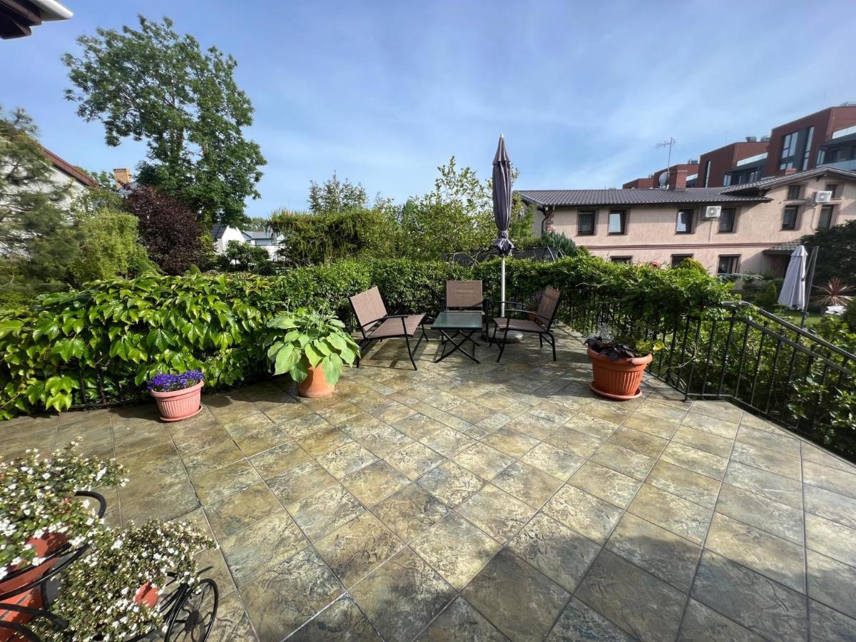 Willa Garden 2 Z Pieknym Ogrodem I Tarasem Ustronie Morskie Exterior foto